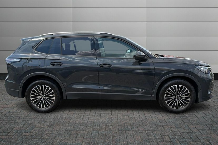 Volkswagen Tiguan 1.5 Etsi Mhev Match Suv Hybrid Dsg 150 EF26CVV Grey #4