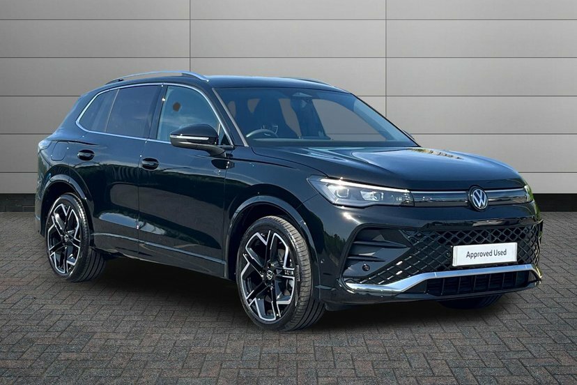 Volkswagen Tiguan 1.5 Etsi Mhev R-line Suv Hybrid Dsg 15 Black