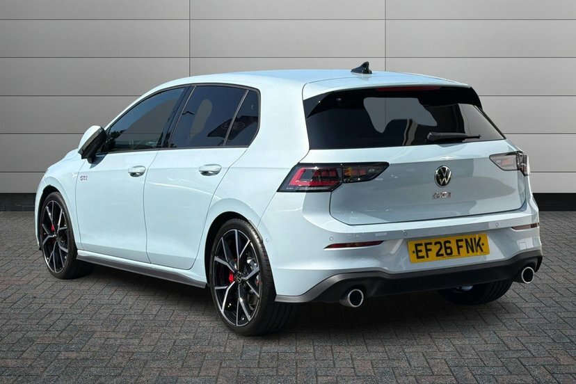 Volkswagen Golf 2.0 Tsi Gti Hatchback Dsg 265 Ps EF26FNK #3