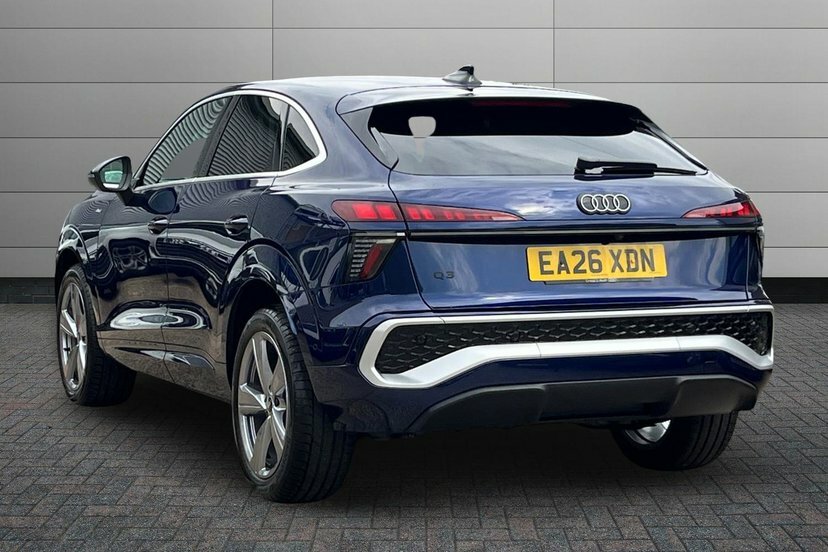 Audi Q3 1.5 Tfsi S Line Sportback S Tronic 150 EA26XDN Blue #3