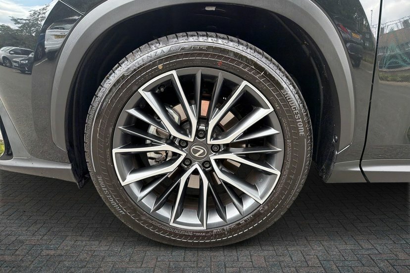 Lexus NX 2.5 350H Takumi Suv Hybrid E-cvt 4Wd 1 Black #5