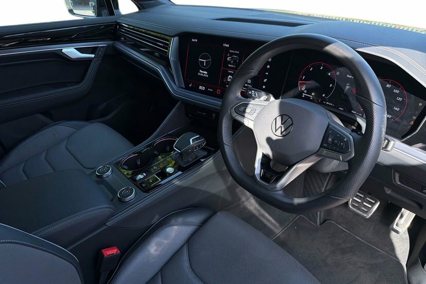 Volkswagen Touareg 3.0 V6 Tdi Final Edition Suv Tiptronic RA75VVG Black #6