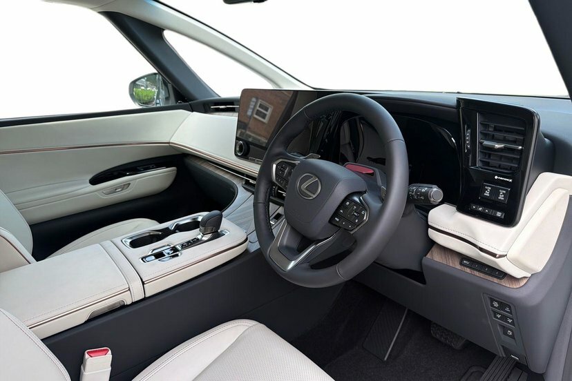Lexus LM 2.5 350H Takumi Mpv Hybrid E-cvt Awd 2 White #6