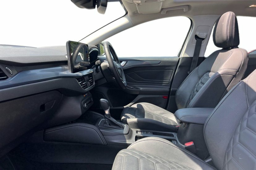 Ford Focus 1.0T Ecoboost Mhev Active Vignale Estate Petro White #2