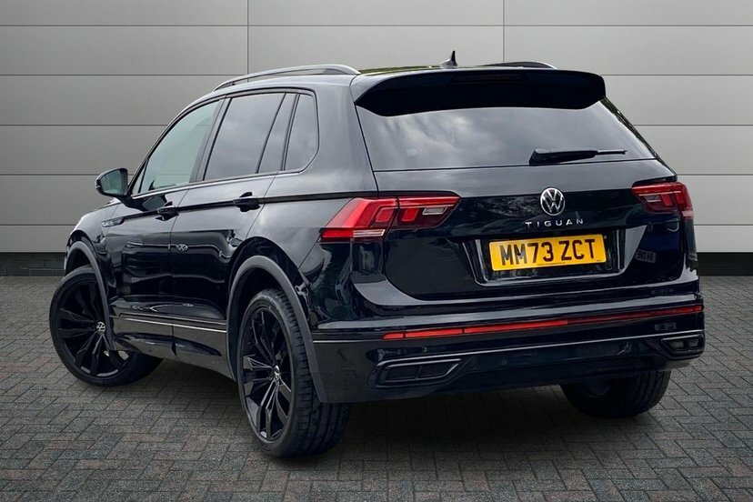 Volkswagen Tiguan 1.5 Tsi Black Edition Suv Dsg 150 Ps MM73ZCT Black #3