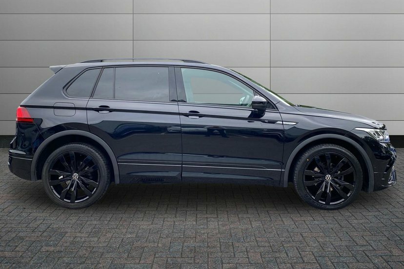 Volkswagen Tiguan 1.5 Tsi Black Edition Suv Dsg 150 Ps MM73ZCT Black #4
