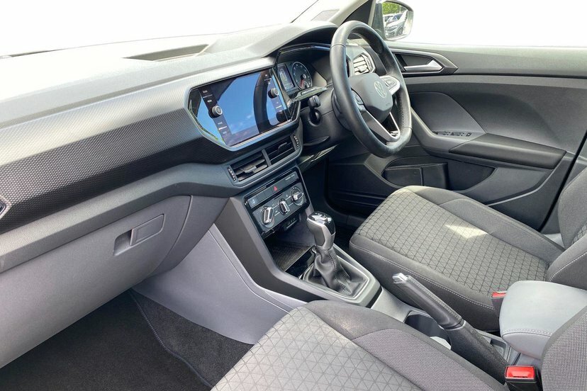 Volkswagen T-Cross 1.0 Tsi Se Suv Dsg 110 Ps Black #2