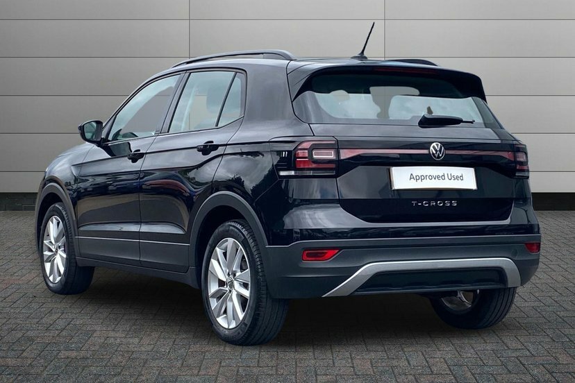 Volkswagen T-Cross 1.0 Tsi Se Suv Dsg 110 Ps Black #3