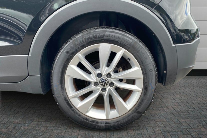 Volkswagen T-Cross 1.0 Tsi Se Suv Dsg 110 Ps Black #5