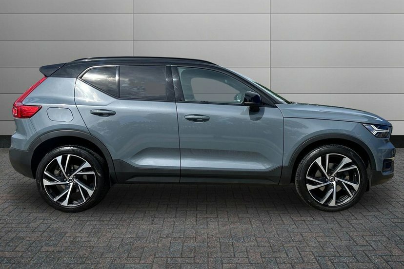 Volvo XC40 2.0 B4 Mhev R-design Pro Suv Hybrid Aut Grey #4
