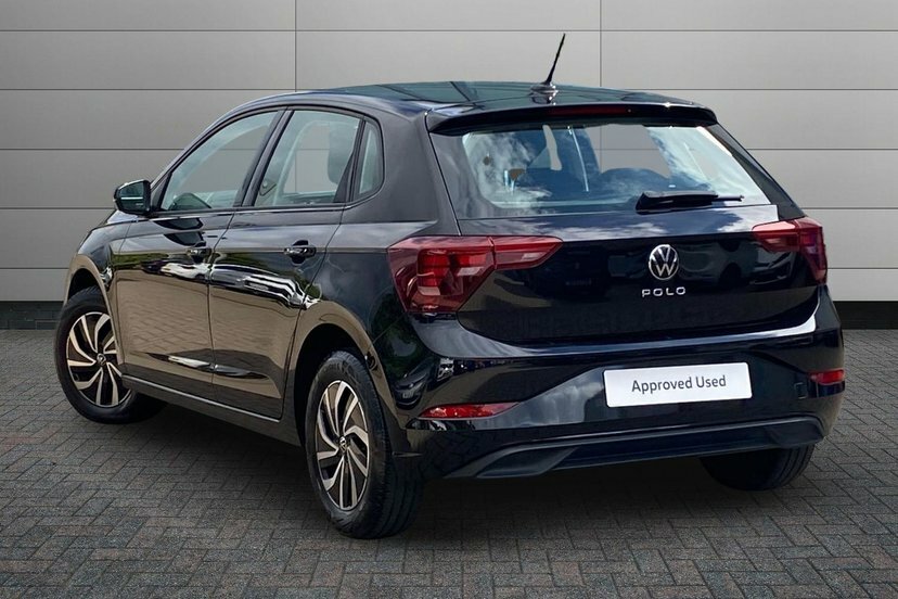 Volkswagen Polo 1.0 Tsi Life Hatchback 95 Ps WF72ZBR Black #5