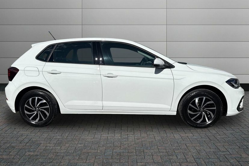 Volkswagen Polo 1.0 Tsi Life Hatchback 95 Ps ML26UTB White #4