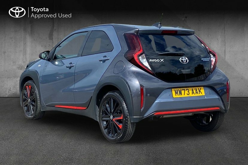 Toyota Aygo X 1.0 Vvt-i Undercover Hatchback MW73AAK Black #4