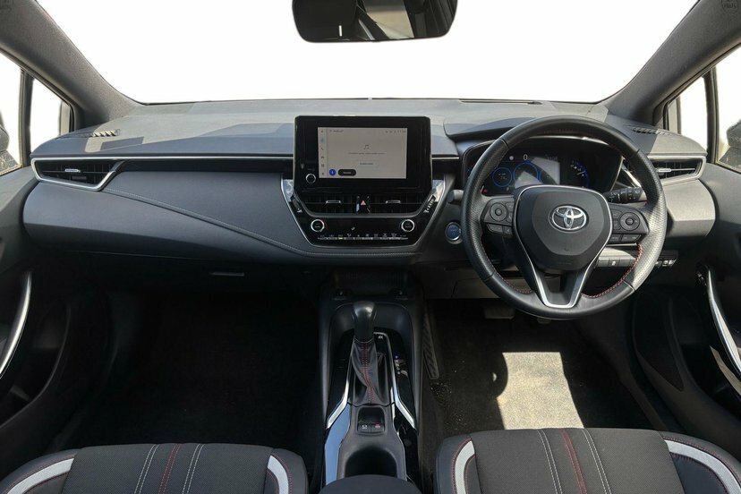 Toyota Corolla 1.8 Vvt-h Gr Sport Hatchback Hybrid Cvt FH73CZK Silver #5