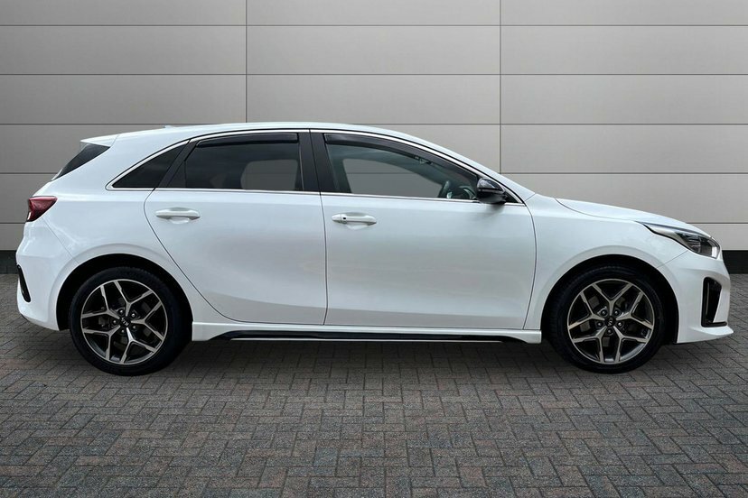 Kia Ceed 1.0 T-gdi Gt-line Hatchback 118 White #6