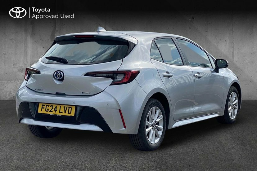 Toyota Corolla 1.8 Vvt-h Icon Hatchback Hybrid Cvt 14 FG24LVD Silver #2