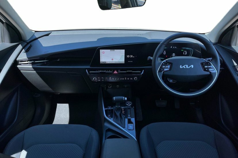 Kia Niro 1.6H Gdi Pure Suv Hybrid Dct 136 Bhp WG26KCF White #6