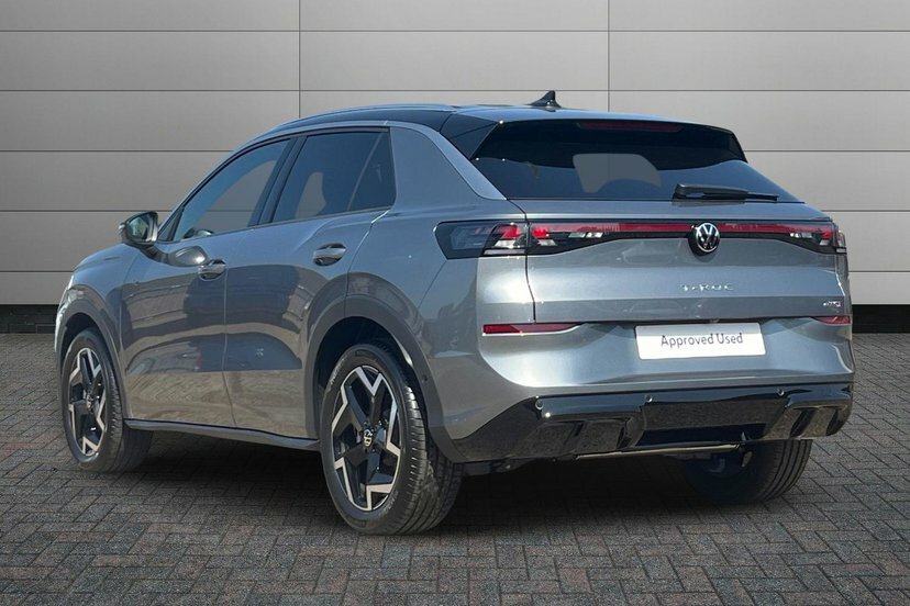 Volkswagen T-Roc 1.5 Etsi Mhev R-line Suv Hybrid Dsg 15 LY26KKD Grey #3