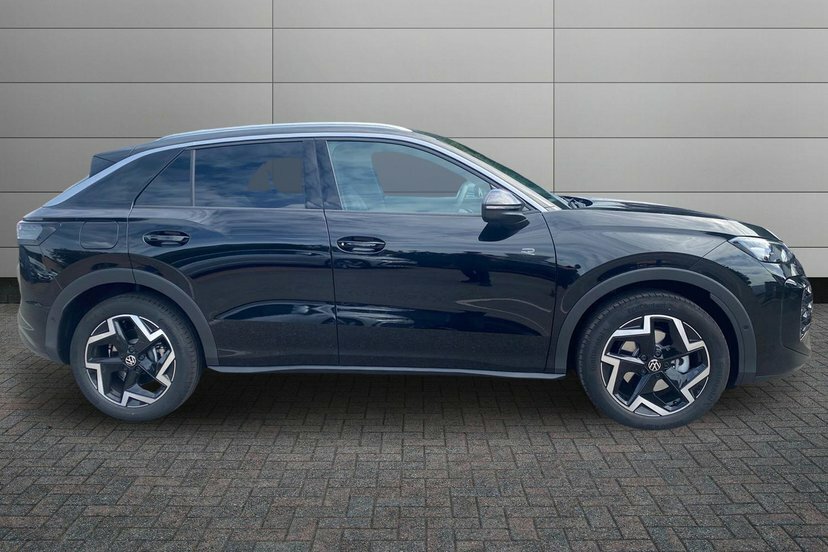 Volkswagen T-Roc 1.5 Etsi Mhev R-line Suv Hybrid Dsg 15 MC26KEK Black #4