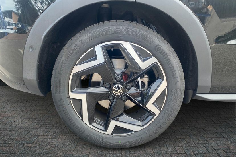 Volkswagen T-Roc 1.5 Etsi Mhev R-line Suv Hybrid Dsg 15 MC26KEK Black #5