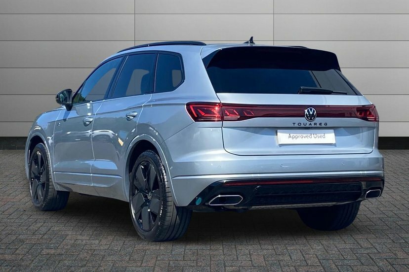 Volkswagen Touareg 3.0 Tdi V6 Black Edition Suv Tiptronic AO75XKJ Silver #5