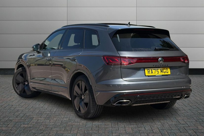 Volkswagen Touareg 3.0 V6 Tdi Final Edition Suv Tiptronic RA75MGO Grey #3