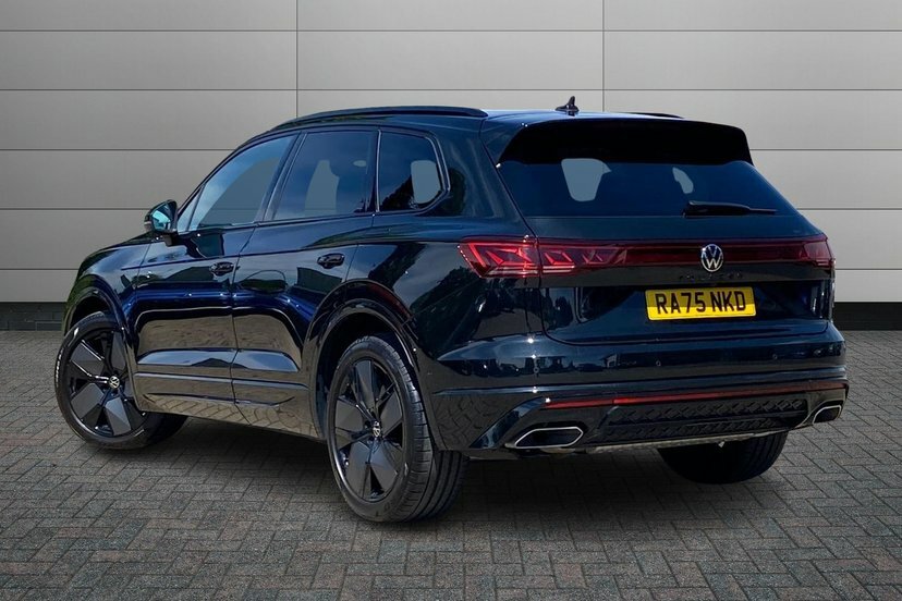Volkswagen Touareg 3.0 V6 Tdi Final Edition Suv Tiptronic RA75NKD Black #3
