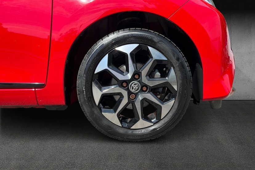 Toyota Aygo 1.0 Vvt-i X-trend X-shift 71 Ps LS19ZGH Red #5