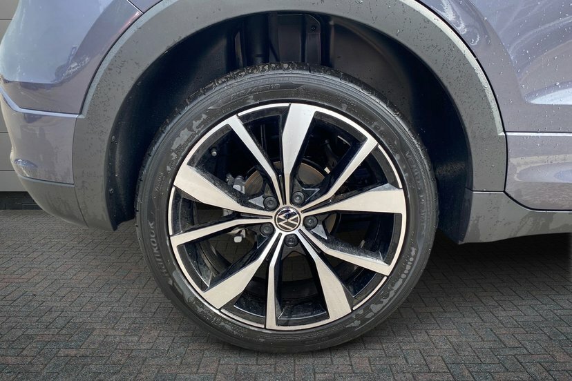 Volkswagen T-Cross 1.0 Tsi Black Edition Suv Dsg 115 Ps Grey #5