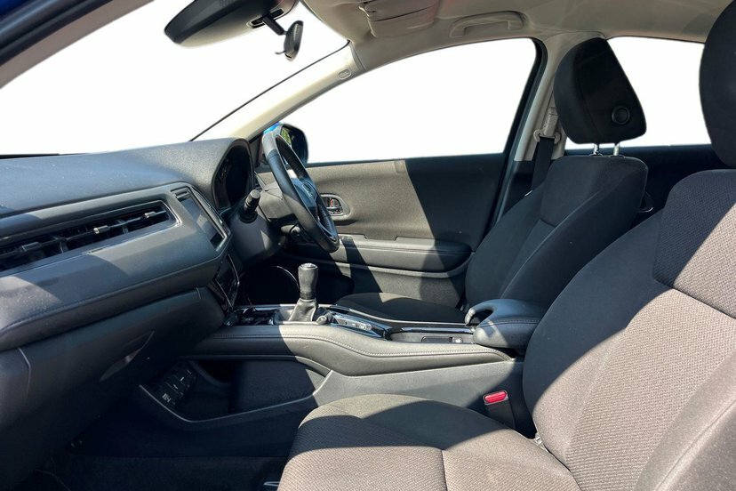 Honda Hr-V 1.5 I-vtec Se Navi Suv 130 Ps Blue #2