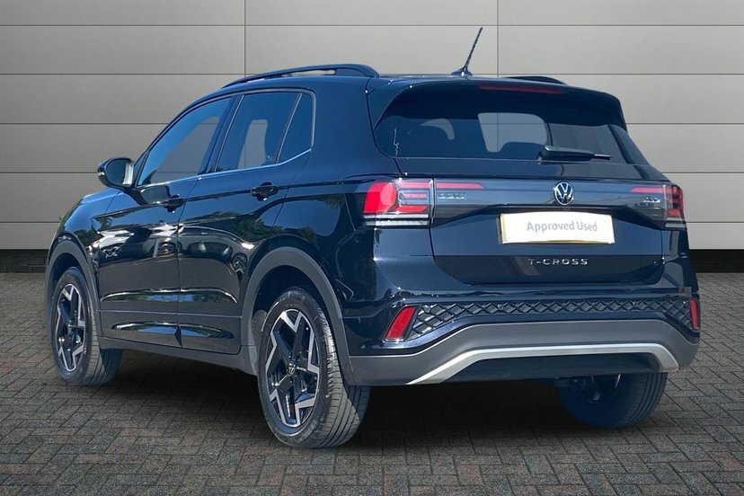 Volkswagen T-Cross 1.0 Tsi R-line Suv Dsg 115 Ps Black #3
