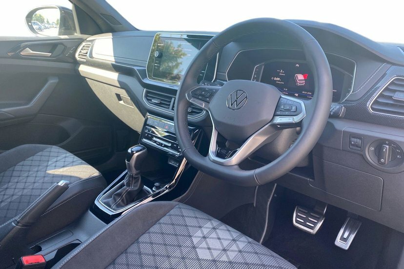 Volkswagen T-Cross 1.0 Tsi R-line Suv Dsg 115 Ps Black #6
