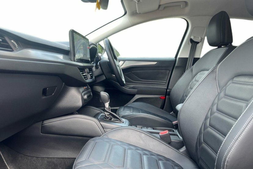 Ford Focus 1.0T Ecoboost Mhev Titanium X Estate Hy DL23PUK Black #2