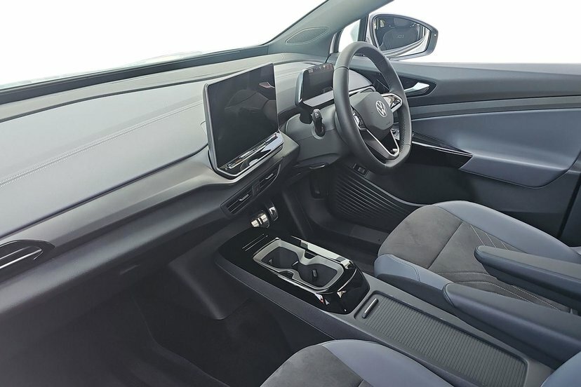 Volkswagen ID.5 Pro 77Kwh Match Suv 286 Ps White #2
