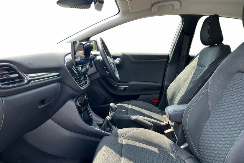 Ford Puma 1.0T Ecoboost Mhev Titanium Suv Silver #2
