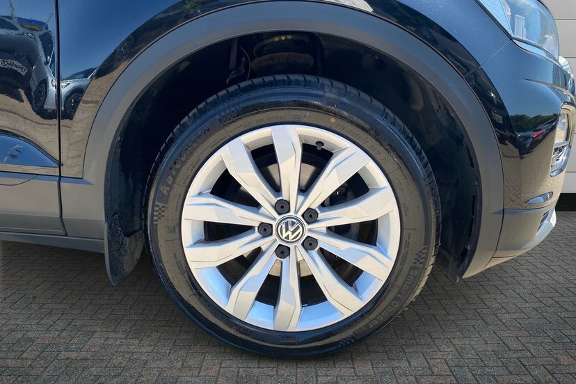 Volkswagen T-Roc 1.5 Tsi Gpf Evo Se Suv Dsg 150 Ps DE19ZYX Black #5