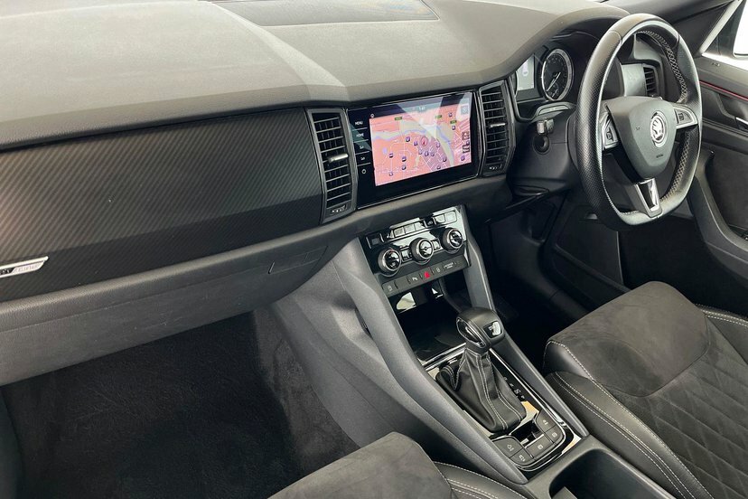 Skoda Kodiaq Kodiaq Sportline 7 Seats 2.0 Tdi 150 Ps 4X4 Dsg EY20XXF Black #2