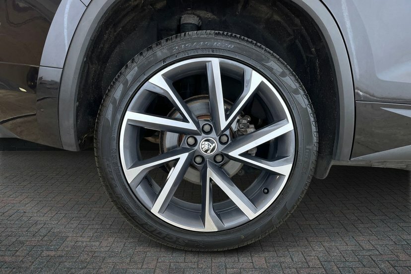 Skoda Kodiaq Kodiaq Sportline 7 Seats 2.0 Tdi 150 Ps 4X4 Dsg EY20XXF Black #5