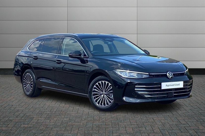 Volkswagen Passat 1.5 Tsi Ehybrid 19.7Kwh Elegance Estate Black