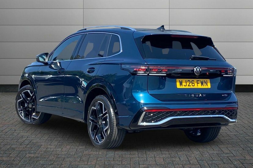 Volkswagen Tiguan 1.5 Etsi Mhev R-line Suv Hybrid Dsg 15 WJ26FWN Blue #3