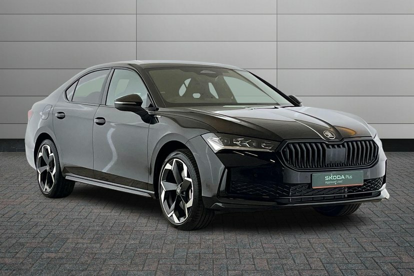 Skoda Superb Superb Hatch Sportline 2.0 Tdi 193 Ps 4X4 Dsg Black