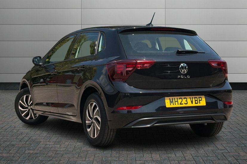 Volkswagen Polo 1.0 Tsi Life Hatchback 95 Ps MH23VBP Black #3