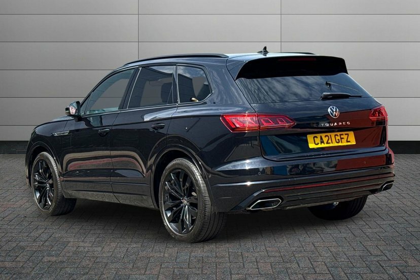 Volkswagen Touareg 3.0 Tdi V6 Black Edition Suv Tiptronic CA21GFZ Black #3