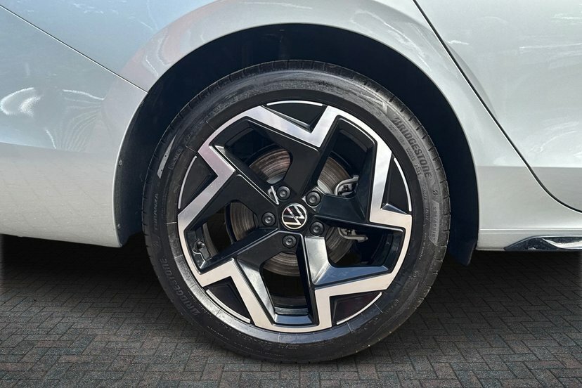 Volkswagen Passat 1.5 Etsi Mhev R-line Dsg Silver #5