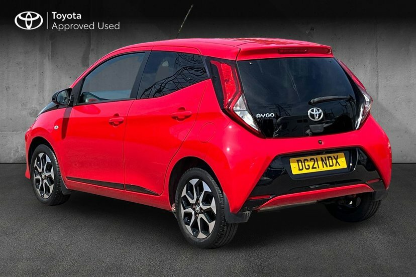 Toyota Aygo 1.0 Vvt-i X-trend Hatchback X-shift Sa DG21NDX Red #3
