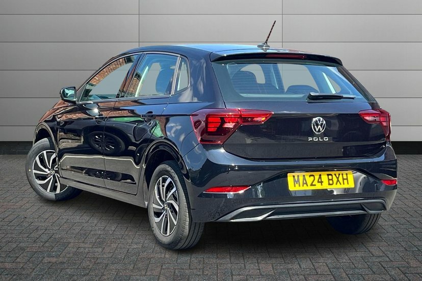 Volkswagen Polo 1.0 Tsi Life Hatchback 95 Ps MA24BXH Black #3