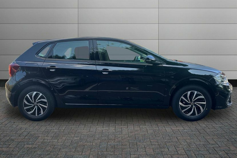 Volkswagen Polo 1.0 Tsi Life Hatchback 95 Ps MA24BXH Black #4
