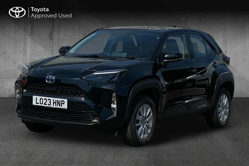 Toyota Yaris Cross 1.5 Vvt-h Icon Suv Hybrid E-cvt 116 Ps LO23HNP Black #3