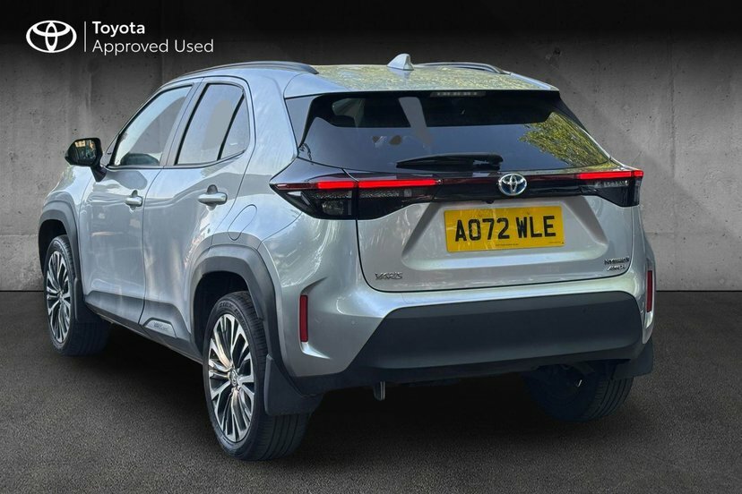 Toyota Yaris Cross 1.5 Vvt-h Excel Suv Hybrid E-cvt Awd 1 AO72WLE Silver #4