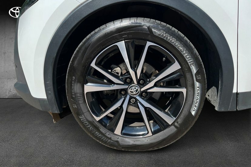 Toyota C-Hr 1.8 Vvt-h Design Suv Hybrid Cvt 140 Ps YM25VFF White #5